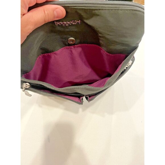 Baggallini Crossbody Travel Bag Purse Gray & Purple Travel Everyday Casual - Picture 4 of 10
